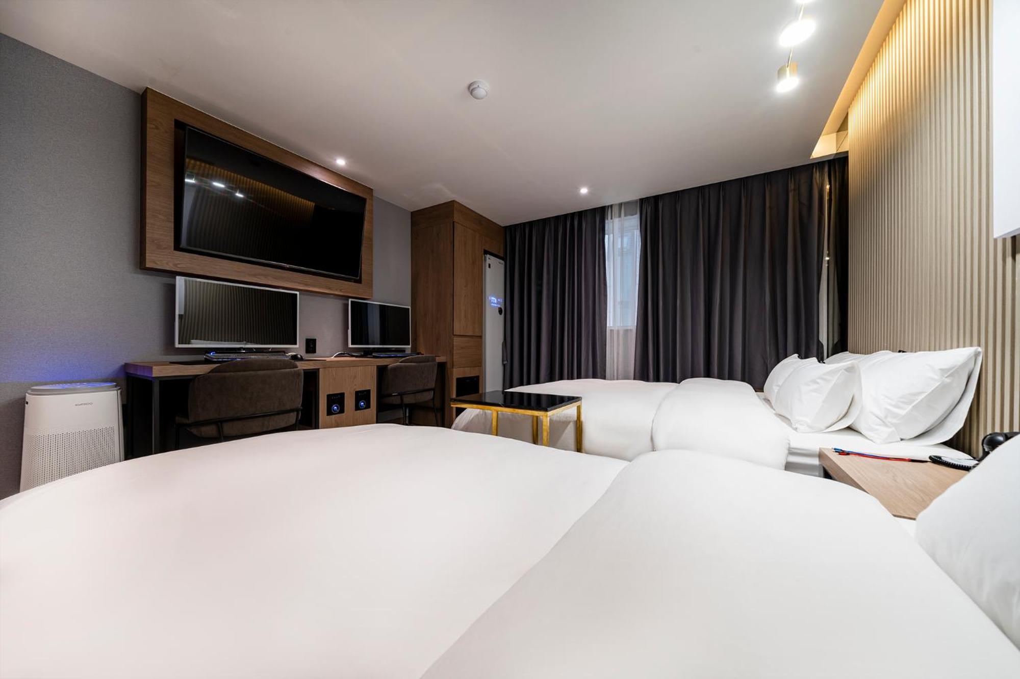 Urban Brown Hotel Chungju City Hall Exterior foto