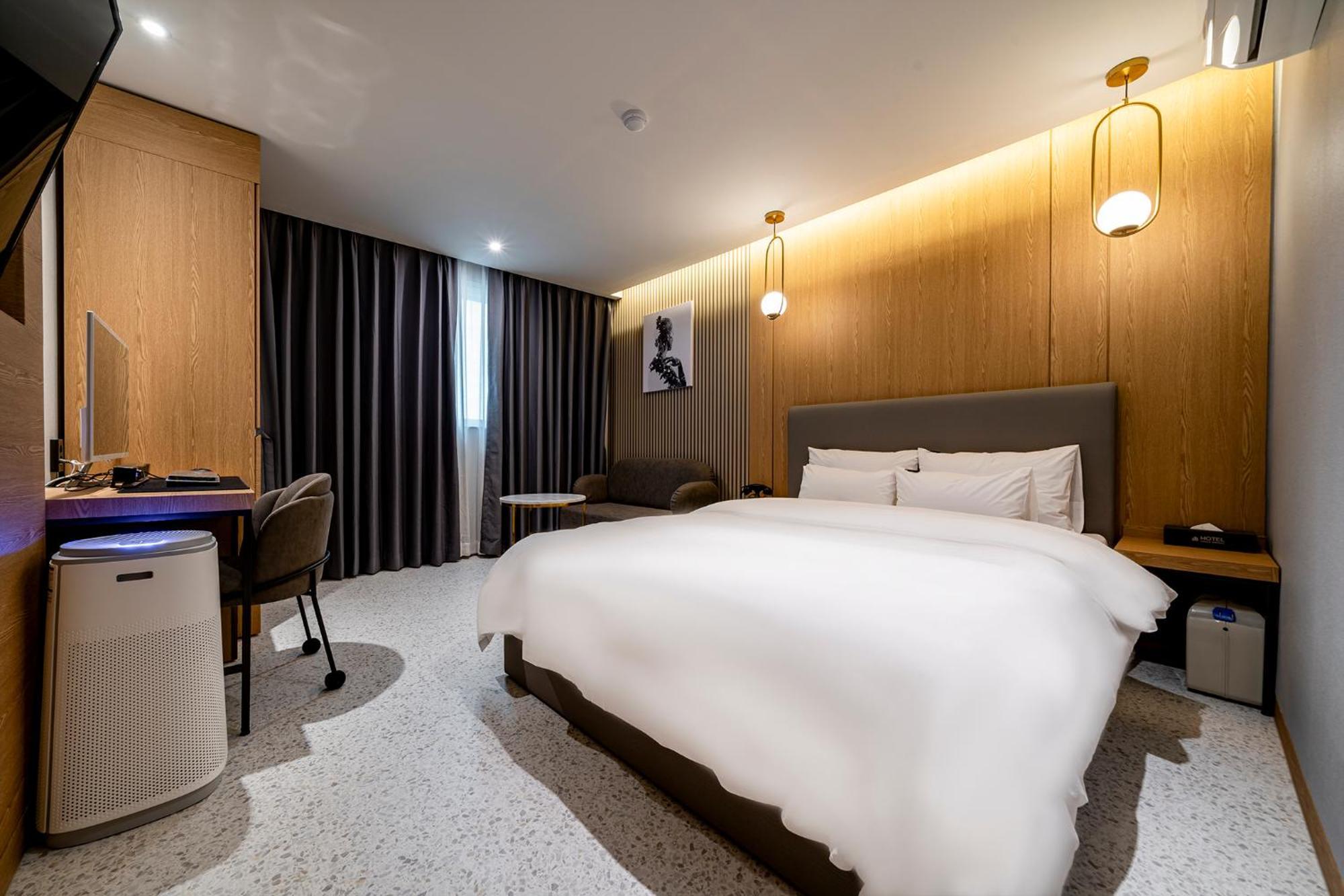 Urban Brown Hotel Chungju City Hall Exterior foto